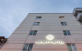 Infinity Hotel